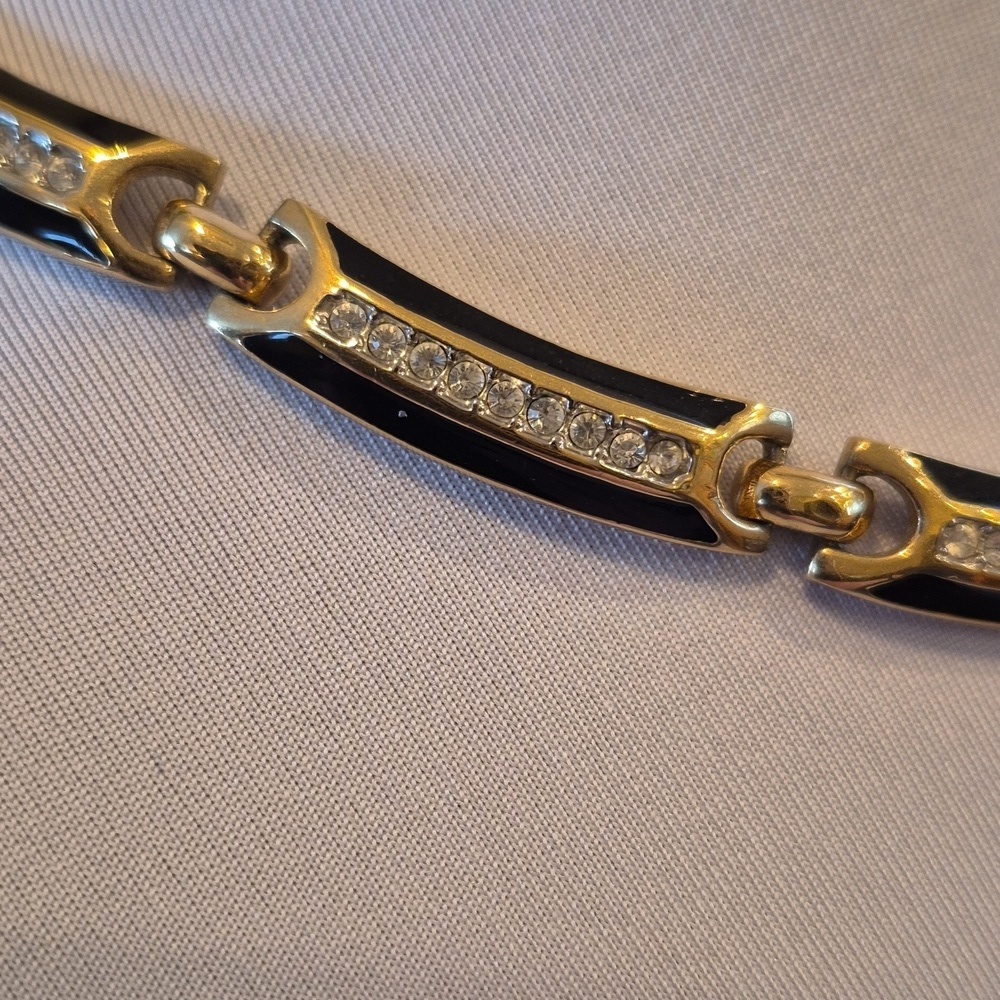 BUTLER FIFTH AVENUE COLLECTION Vintage Jewelry Set, Necklace, Bracelet, Earrings - Picture 9 of 16